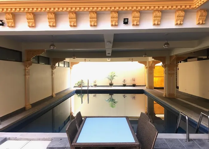 Hotel Lotus Gems